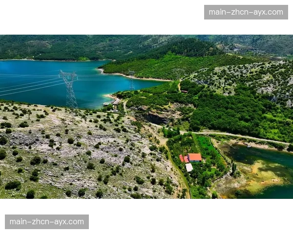气象部门发布预警，周末多特蒙德地区可能出现雨雪天气影响比赛条件